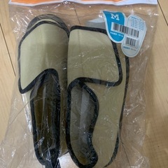 新品未使用　転倒予防シューズ　室内ばきの画像
