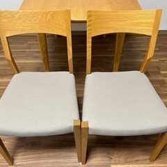 【値下げ】伸長式ダイニングテーブル&チェア2脚の画像