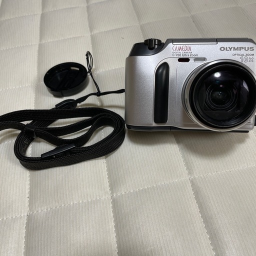OLYMPUS デジカメ　CAMEDIA C-700 Ultra Zomm