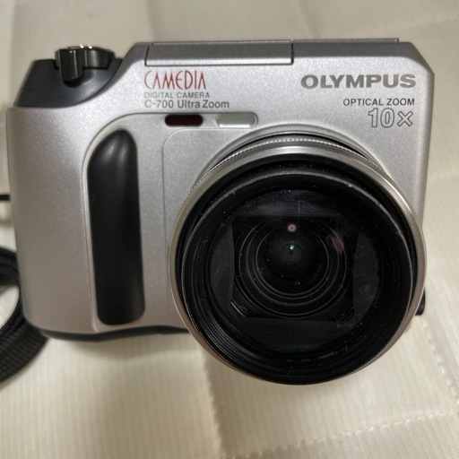 OLYMPUS デジカメ　CAMEDIA C-700 Ultra Zomm