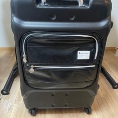 キャリーケースの画像