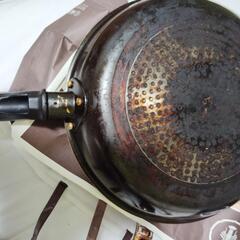 値下げ　IHガス両用フライパン27.3センチの画像