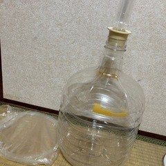 ビール作り用　容器、キャップ、ホースの画像