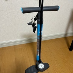 空気入れ
