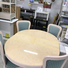 円形ダイニングテーブルセット4人用 北欧風 白 直径112.0×H(高さ)79.5cm ※クリーニング済みの画像
