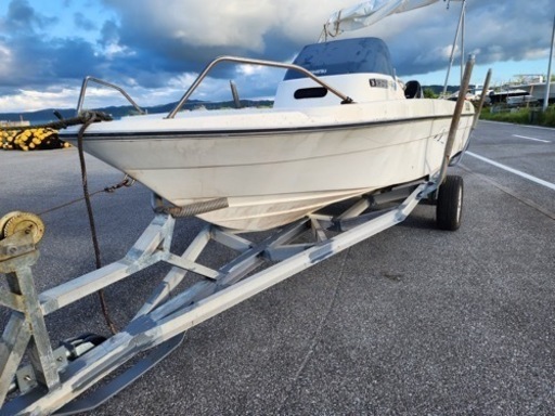 プレジャーボート•トレーラー・GPS•魚群探知付