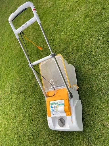 電動芝刈機　ワンシーズンのみ使用