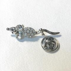 ねずみ ブローチ ピンズの画像