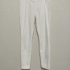 ユニクロ ウルトラストレッチデニムレギンスパンツ 2枚セット ブルー ホワイトの画像