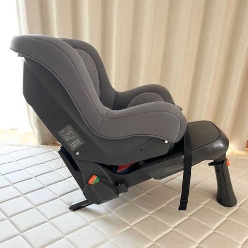【美品】タカタ チャイルドシート 04-ifix ISOFIX対応　新生児ok