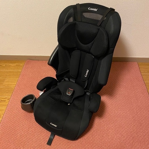 コンビ fugebaby シートベルト固定 チャイルド&ジュニアシート 1歳頃から11歳頃まで
