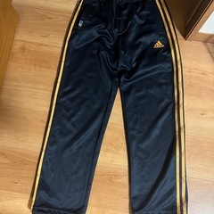 adidas  上下セット　ジャージ の画像