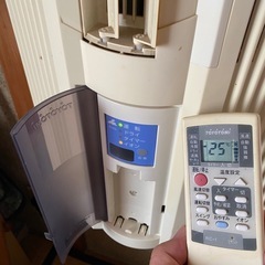 ウインドウエアコン動作確認済み　エアコン掃除済み 