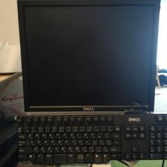 PCモニターとキーボード