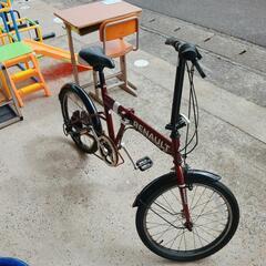 RENAULT☆折りたたみ自転車☆20インチ・ワインレッド・コンパクト・収納【浜村鹿野温泉ICから3分 買取本舗 宮本リサイクル 営業時間9～19時 定休日水曜のみ←連絡できませんm(_ _)m】の画像