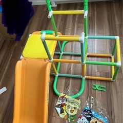 アンパンマン　滑り台　ジャンク品