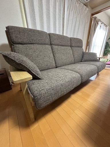 ソファー、クッション付き