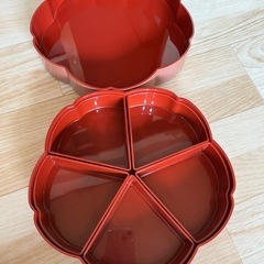 お弁当箱の画像