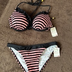 ✨新品　🉐　水着4点セット