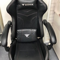 ゲーミングチェア