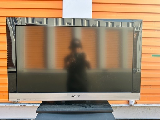 SONY Bravia テレビ多分40インチ(調査中)