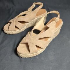 ベネビス　サンダル　22.5cm