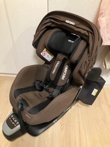 チャイルドシート新生児（2.5㎏）〜18㎏まで