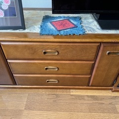 テレビ台の画像