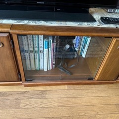 テレビ台の画像
