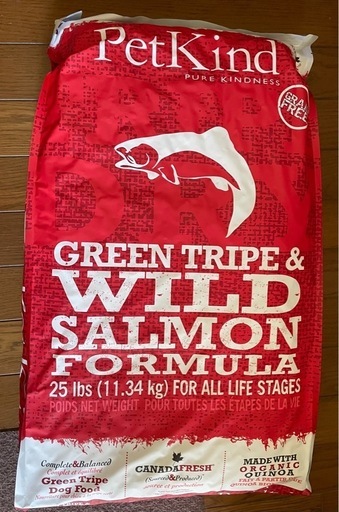 ぺットカインド グリーントライプ＆ワイルドサーモン 11.34kg