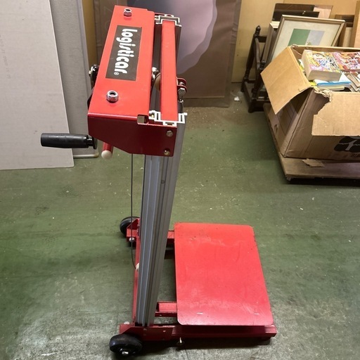 ハンドスタッカー