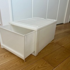 もらってください！引き出し式衣装ケース４個の画像