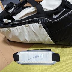 NIKE ナイキ ボストンバッグの画像