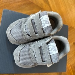 ニューバランス　グレー　12.5　の画像