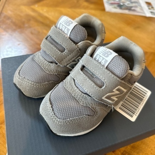 ニューバランス　グレー　12.5