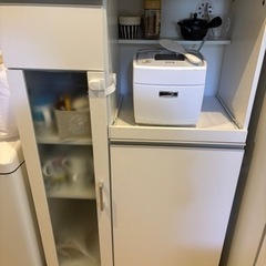 ニトリ　レンジボード　食器棚