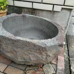 石の水瓶