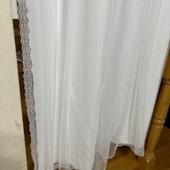 二重レースカーテンの画像