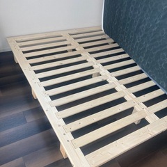 Bed frame(Queen)