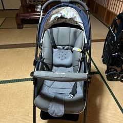 (受け渡し先決まりました)アップリカ ベビーカー カルーンエアー