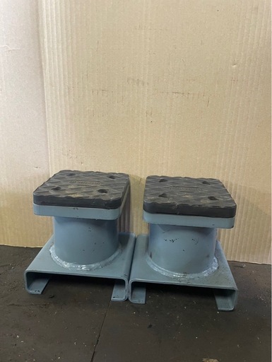 ビシャモン リフトアタッチメント 足ゲタ延長台⑬/2個/車整備 /ガード付き/リフト用フレーム/柱リフト/カーメンテナンス/フレームパッド