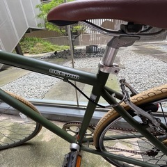 クロスバイク アサヒサイクル SCH700 グリーン カーキ 700の画像