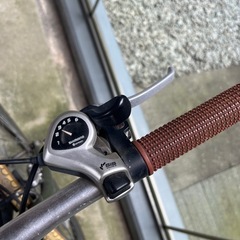 クロスバイク アサヒサイクル SCH700 グリーン カーキ 700の画像