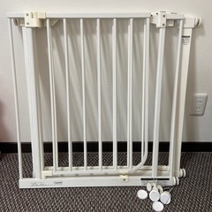 💡ベビーゲート　ベビー柵　白　