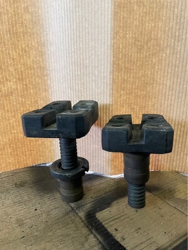 ⑪車整備 リフトアタッチメント/バンザイ/ガード付き/車両/工場/リフト用フレーム/柱リフト/カーメンテナンス/足ゲタ