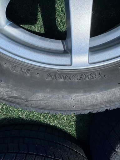 185/60R15 アクアに履いていたスタッドレスタイヤ&ホイールセット！格安でお譲りします！