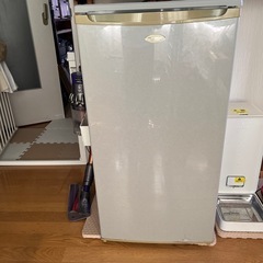 決定済【0円】中古 傷・汚れあり 冷凍庫