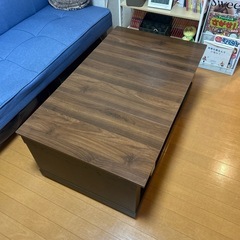 
カフェテーブルの画像