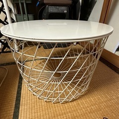 IKEA 丸テーブル
の画像