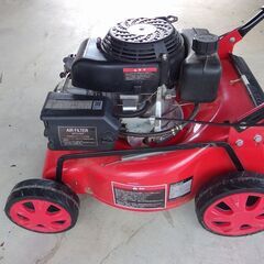 エンジン式芝刈り機